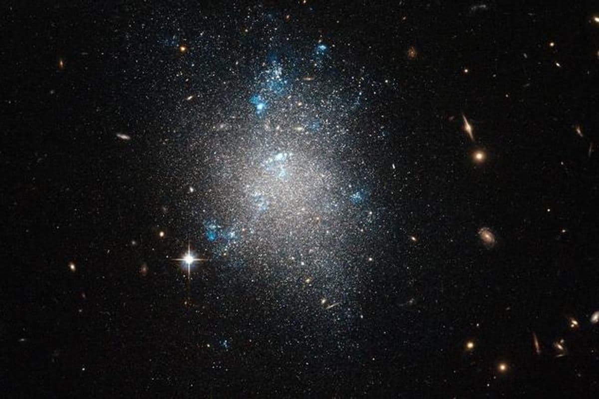 Dark Matter May Exist in Two States, Explaining Missing Signals in Dwarf Galaxies (via discovermagazine.com)